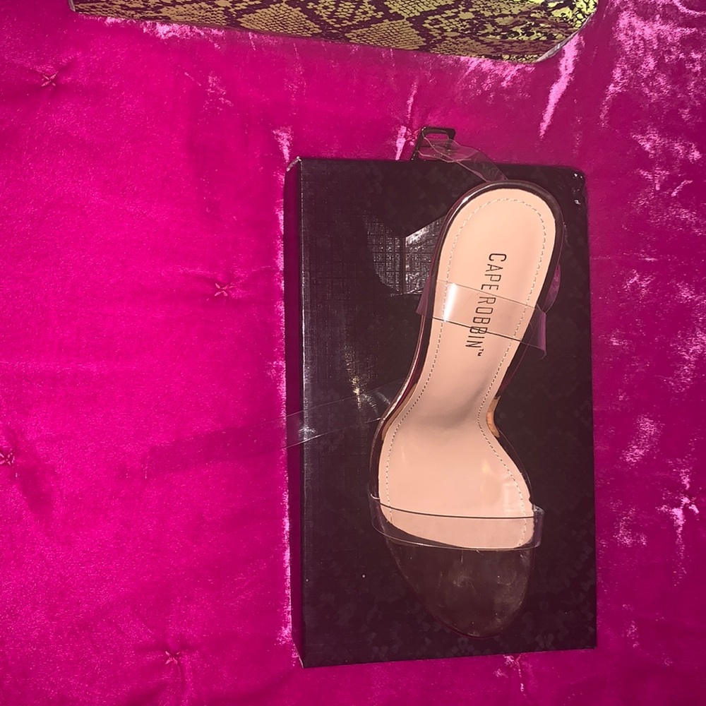 Nice little Heel Brand New